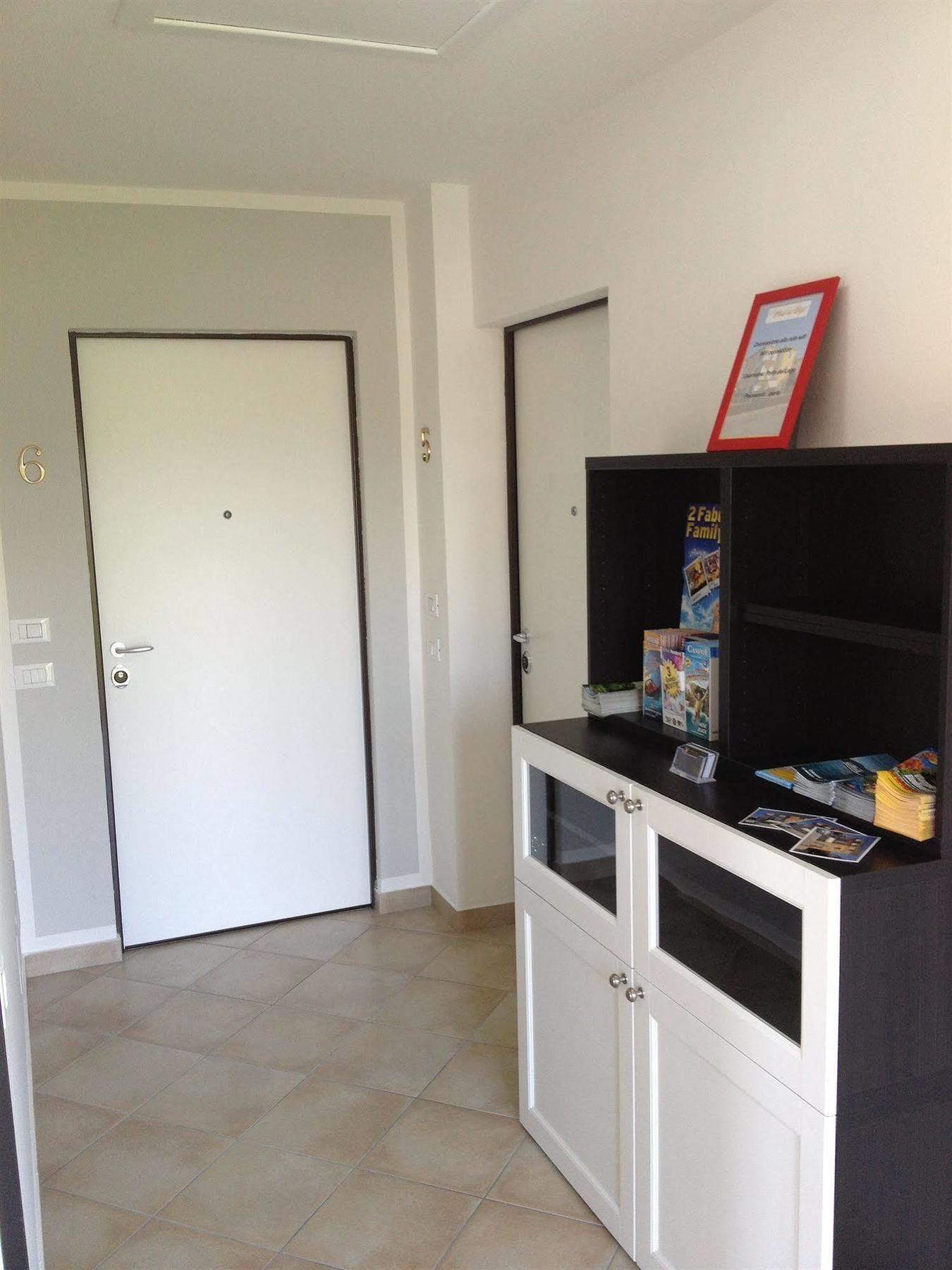 Perla Del Lago Rent Apartments Sirmione Dış mekan fotoğraf